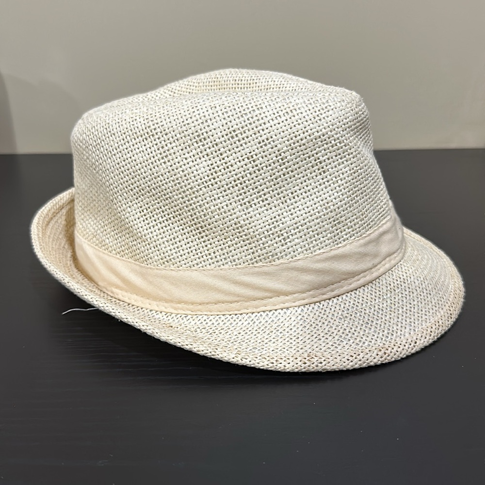 Beach hat - Picture 4 of 5